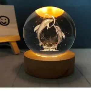 Dolphines Crystal Ball - 6cm