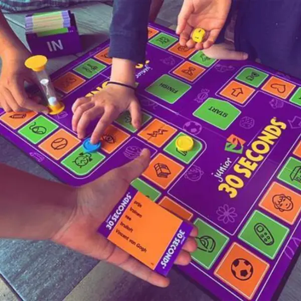 Junior 30 Seconds Board Game - Image 3
